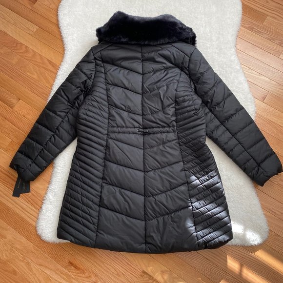 WEATHERPROOF Women's Modern Shaped Puffer Coat, Faux Fur, Black, Size 1X - Picture 7 of 10